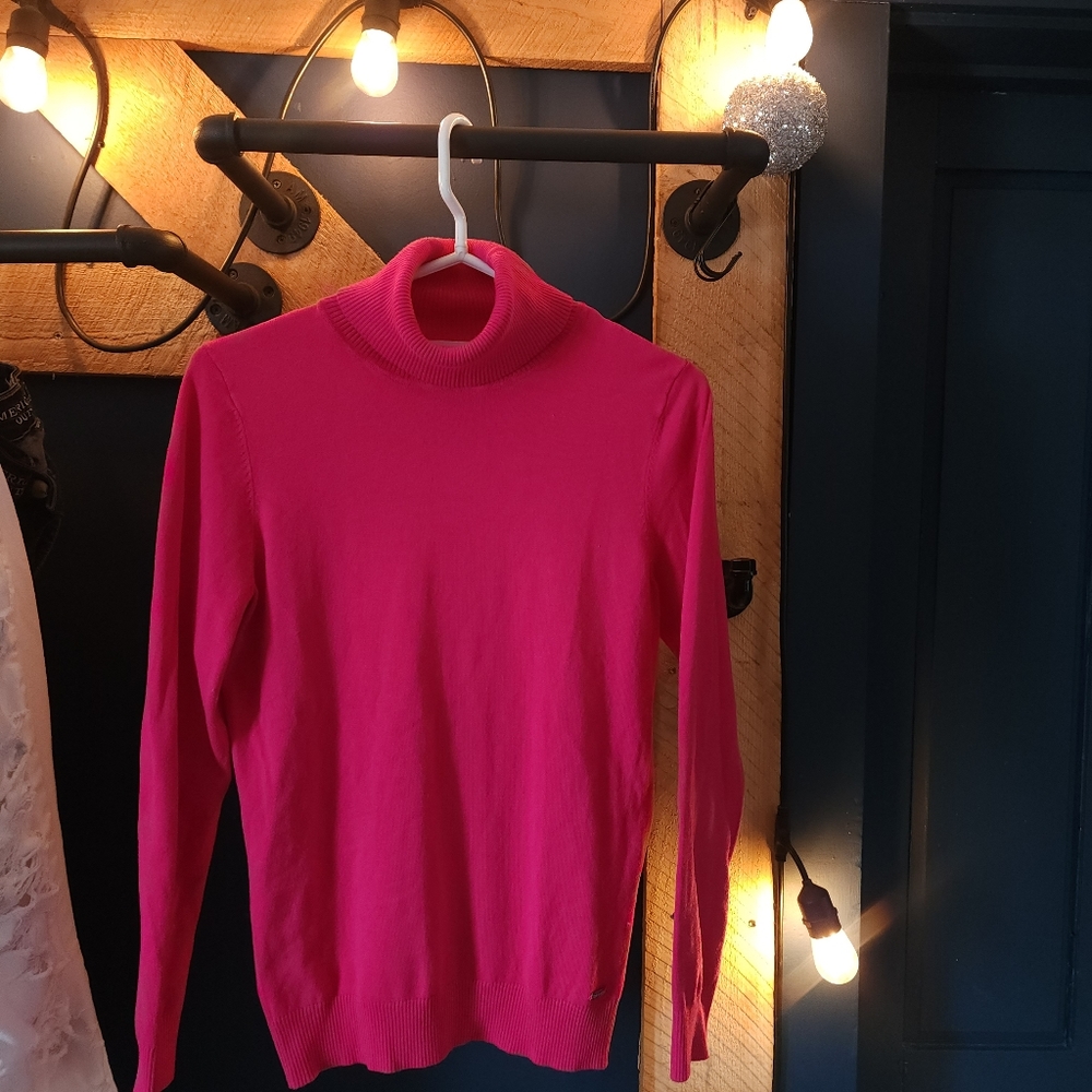 Calvin Klein turtle neck
